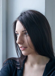 Nude Laura by Amour Angels